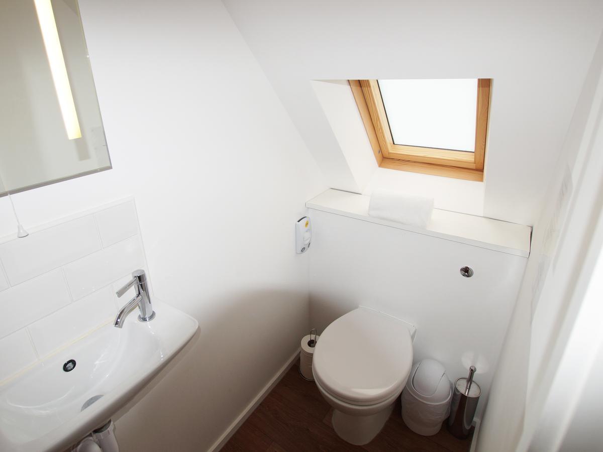 Beautiful Cotswold View Apartment Bourton-on-the-Water Exterior photo